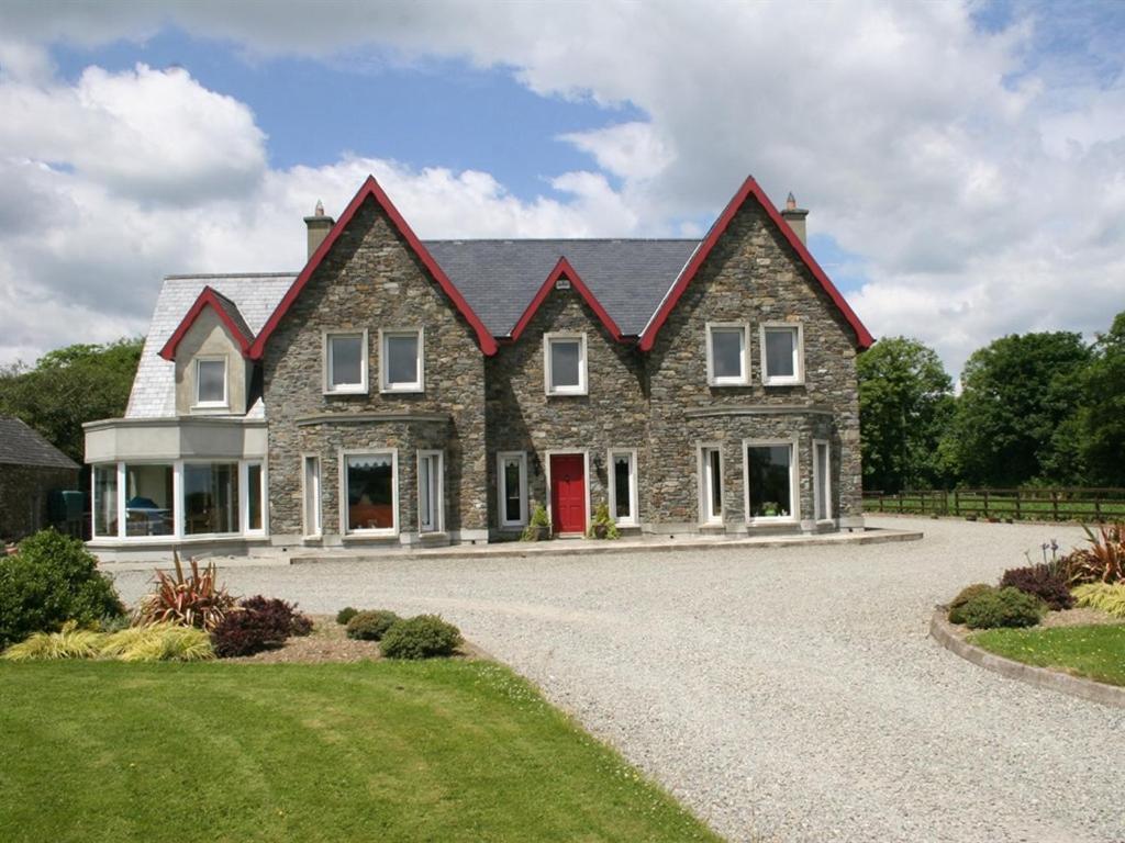 Lake House Dunmanway Exterior photo